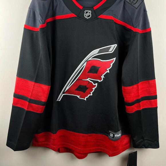 Carolina Hurricanes Fanatics Breakaway NHL Hockey Jersey Men’s L Alternate Black - Picture 1 of 8